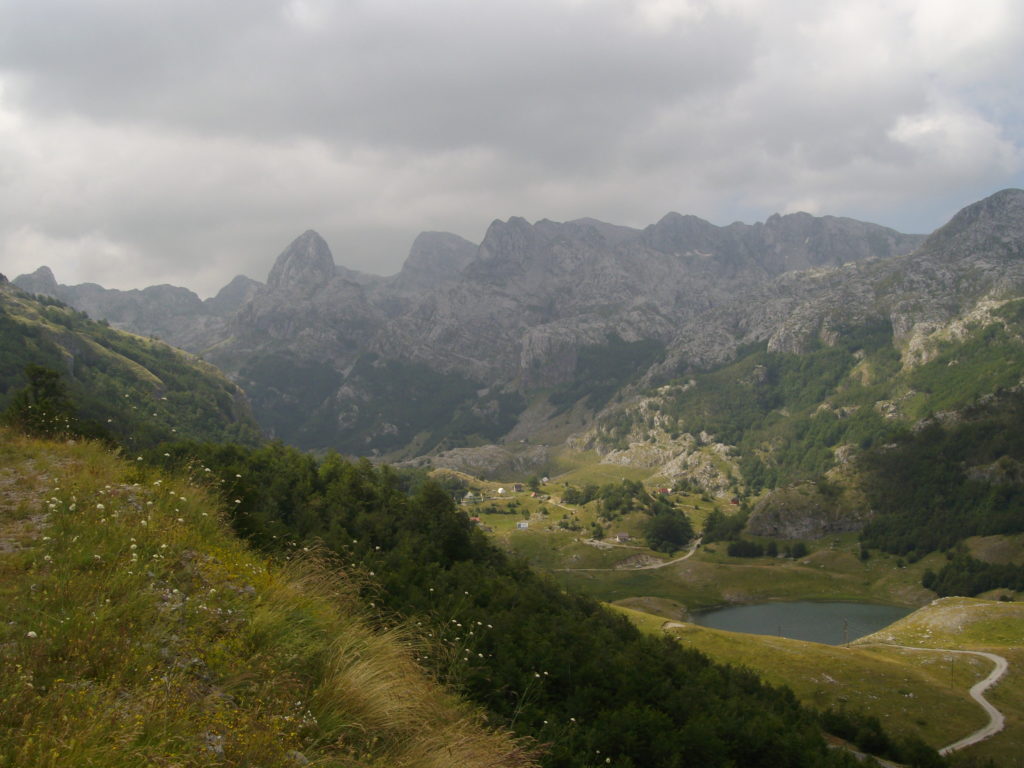 Bukumirsko jezero